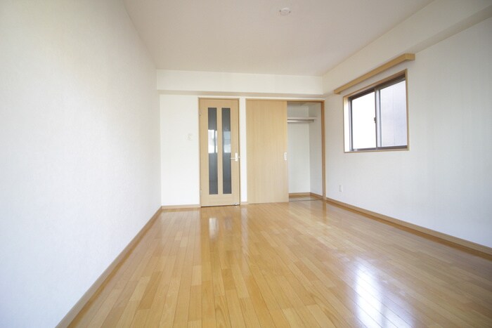 しゃとれ新寺の物件内観写真