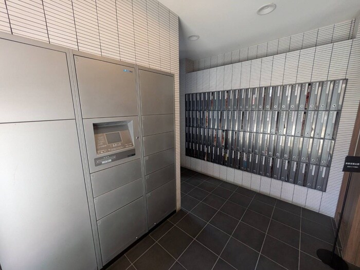 アソルティ東二番丁レジデンスの物件外観写真