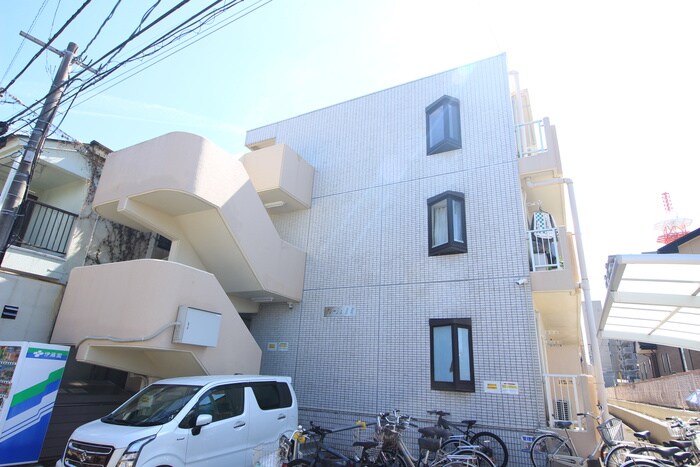 クレージェ原町の物件外観写真