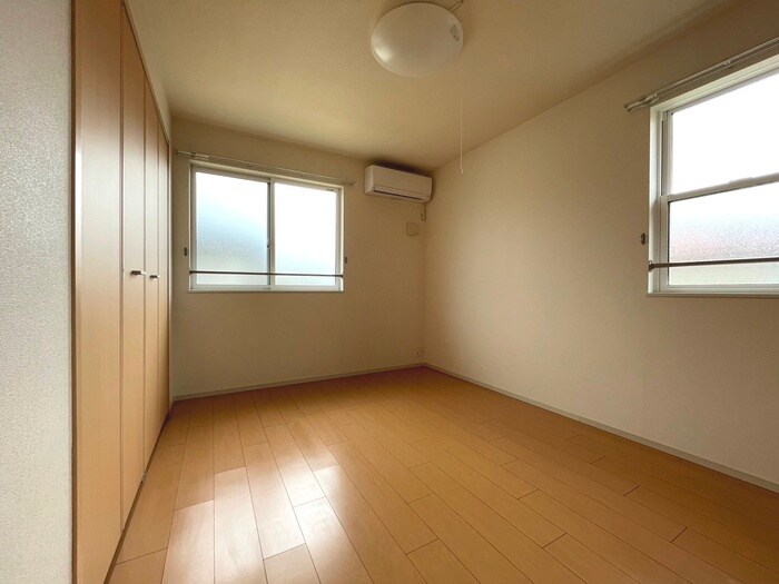 ノイ　アロッジオの物件内観写真