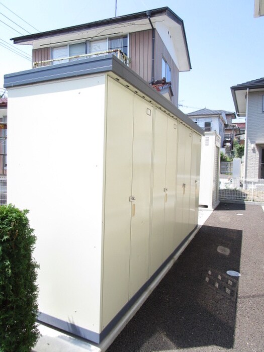 ノイ　アロッジオの物件外観写真