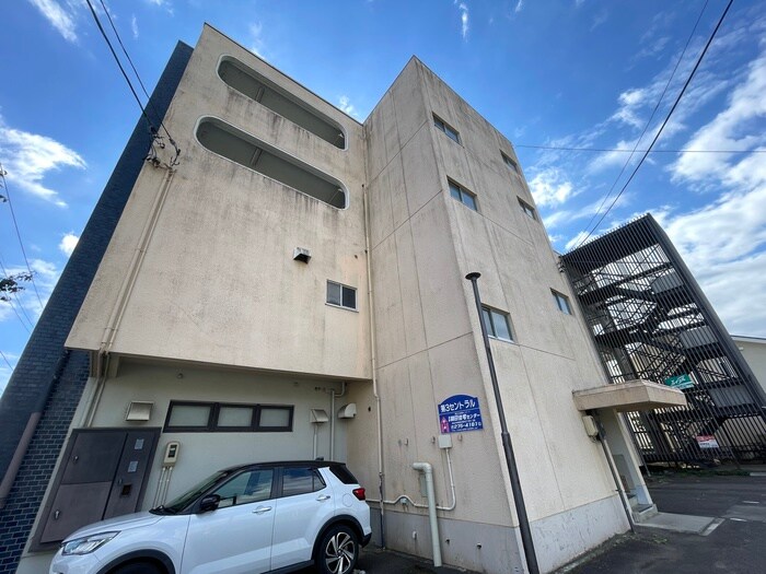 第3セントラルハウスの物件外観写真