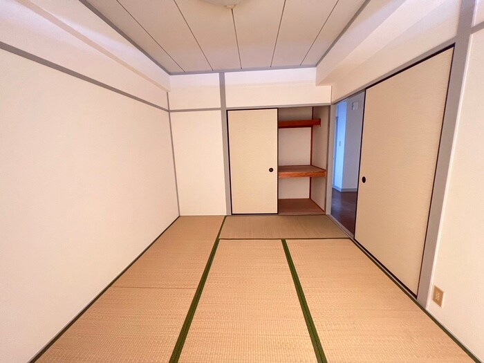 シャトー花篭の物件内観写真