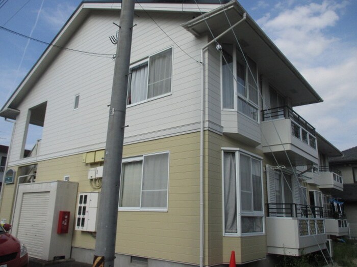 プラザボヌールの物件外観写真