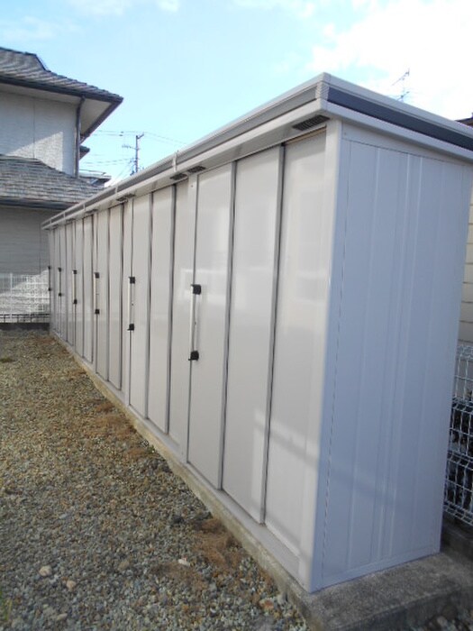 プラザボヌールの物件外観写真