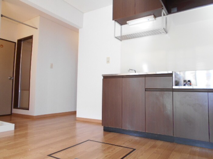 プラザボヌールの物件内観写真