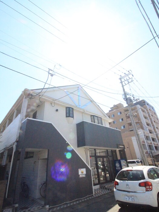 ホワイトキャッスル中倉7番館の物件外観写真