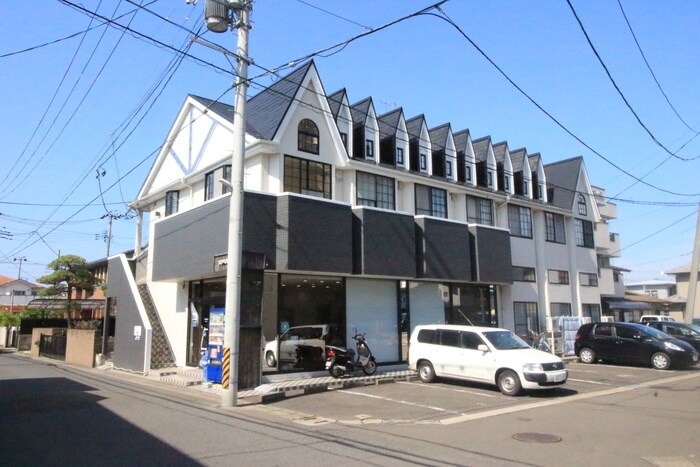 ホワイトキャッスル中倉7番館の物件外観写真