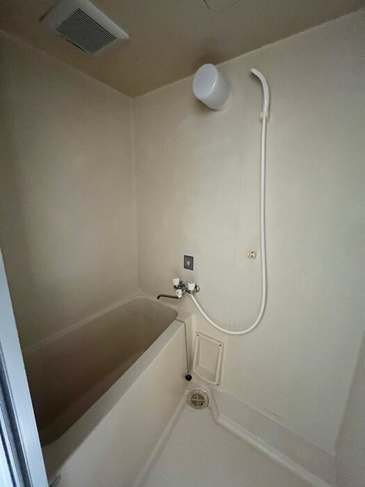 ホワイトキャッスル中倉7番館の物件内観写真