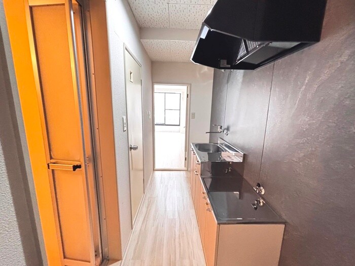 ホワイトキャッスル中倉7番館の物件内観写真