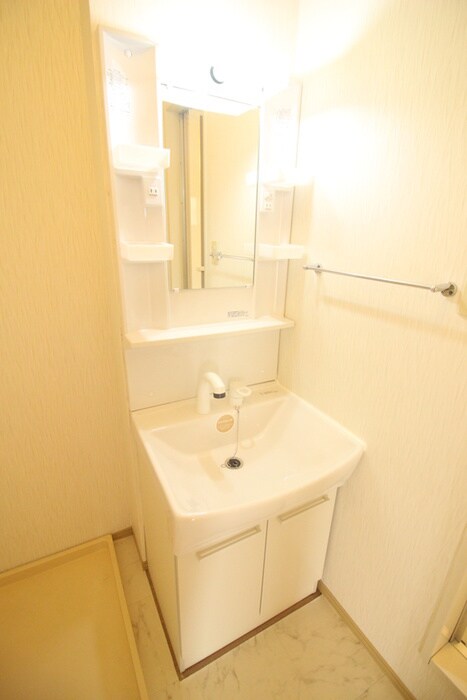 クレセントガーデンⅢの物件内観写真