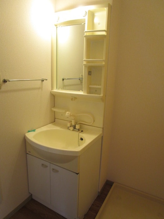 クレセントガーデンⅢの物件内観写真