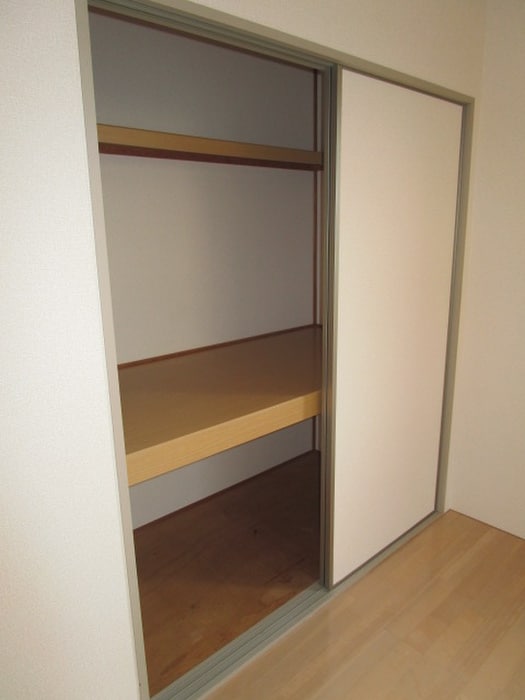 クレセントガーデンⅢの物件内観写真