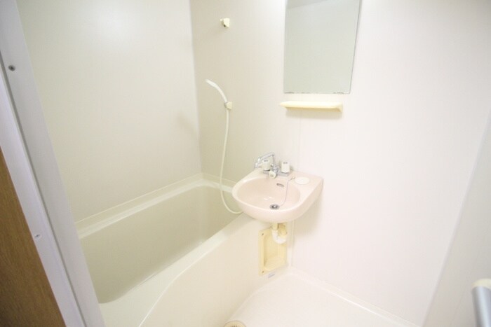 アリストの物件内観写真