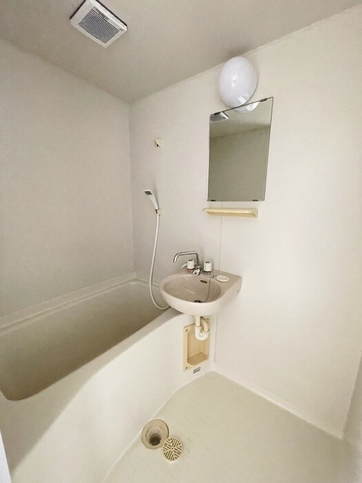 アリストの物件内観写真