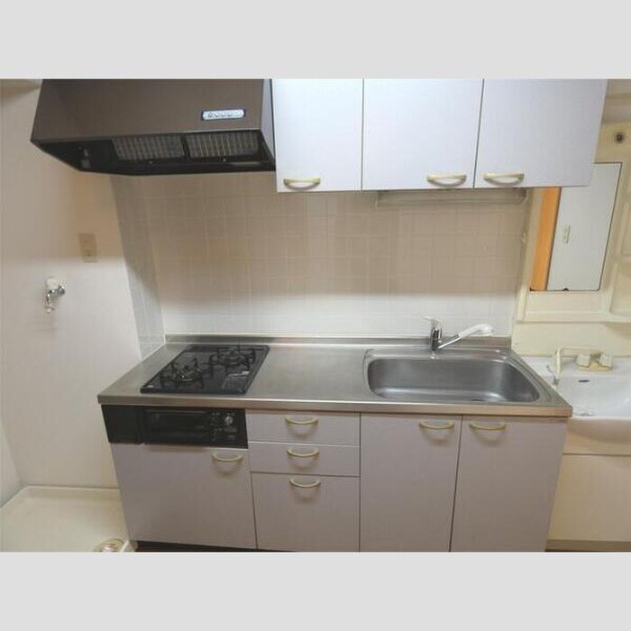 アバンサール泉中央の物件内観写真