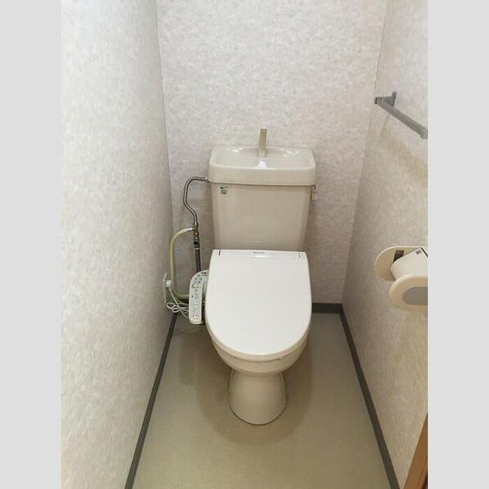 アバンサール泉中央の物件内観写真