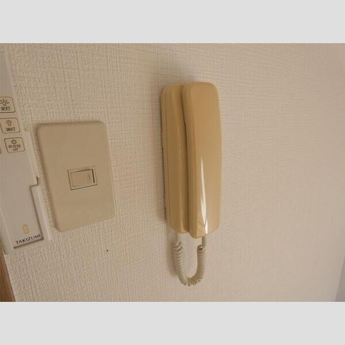 アバンサール泉中央の物件内観写真