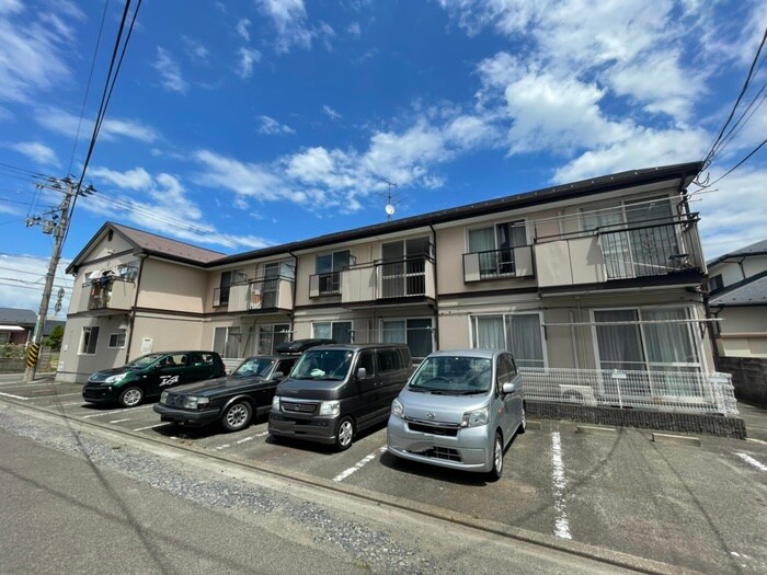 エレガンスの物件外観写真