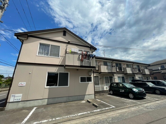 エレガンスの物件外観写真