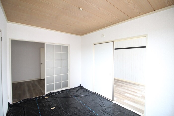 エレガンスの物件内観写真