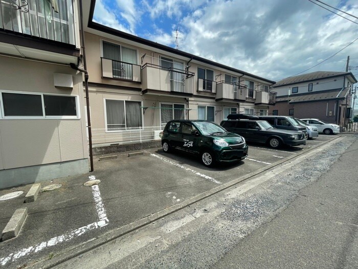 エレガンスの物件外観写真