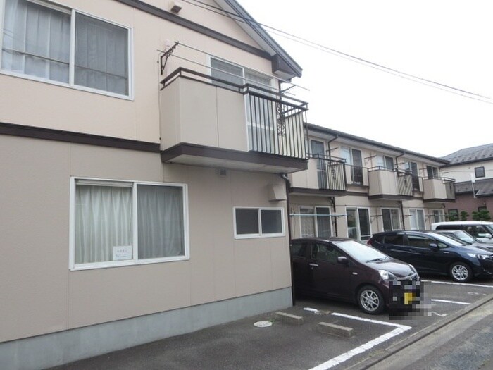 エレガンスの物件外観写真