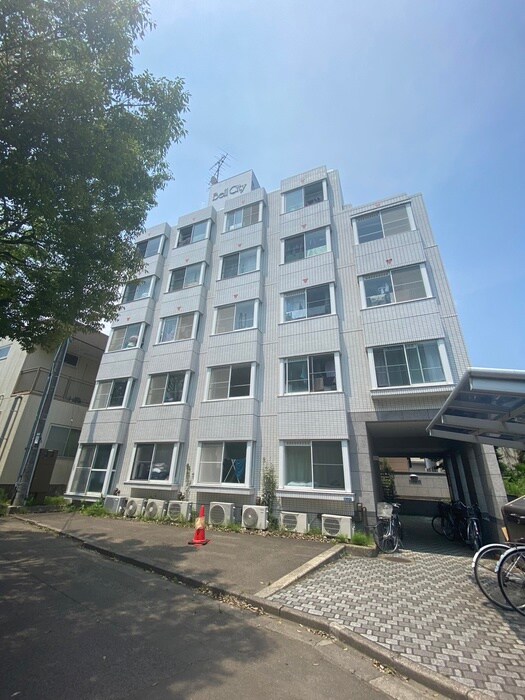 ベルシティ萩野町の物件外観写真