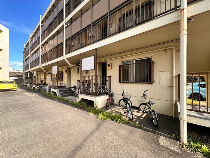 シャトウ福沢2号館の物件外観写真