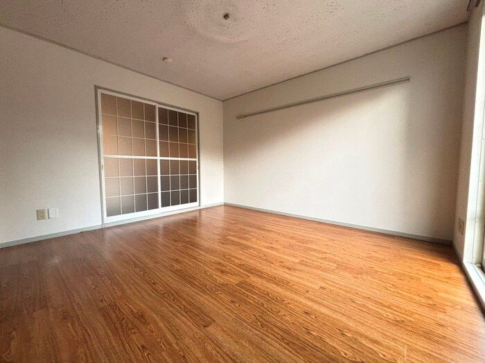 トレンディハウス志波町の物件内観写真