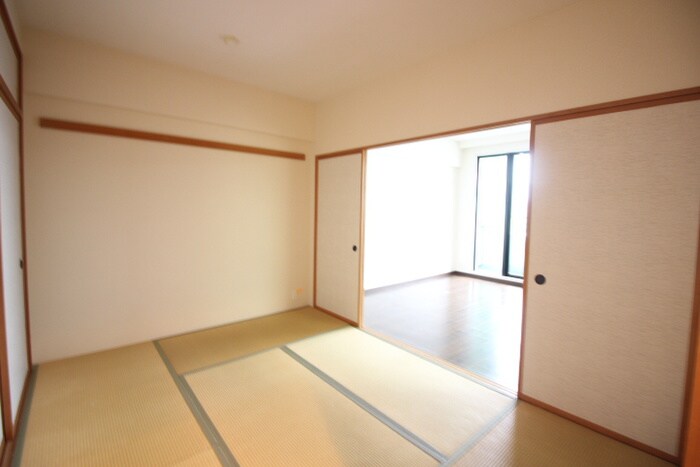 ガ－デンスクエア泉の物件内観写真