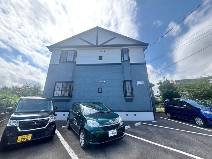 シュトラール弐番館の物件外観写真