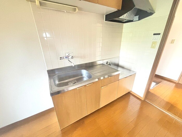 シュトラール弐番館の物件内観写真