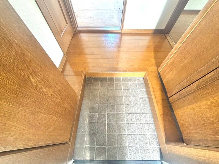 シュトラール弐番館の物件内観写真