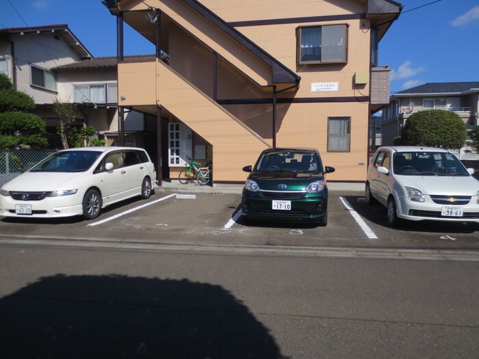 ハピネス銀杏町の物件外観写真