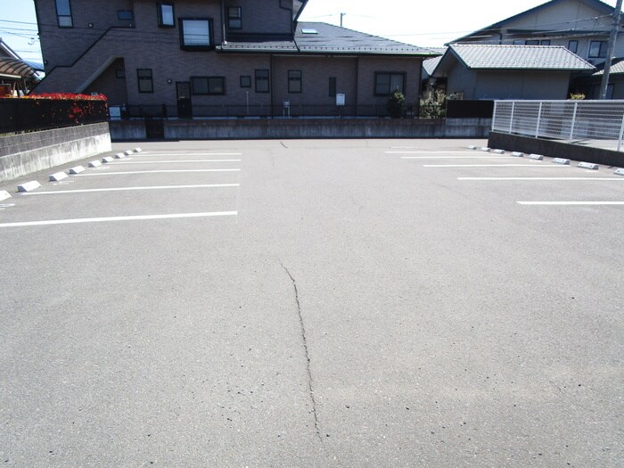 サンコートの物件外観写真