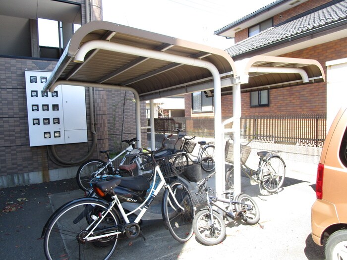 サンコートの物件外観写真