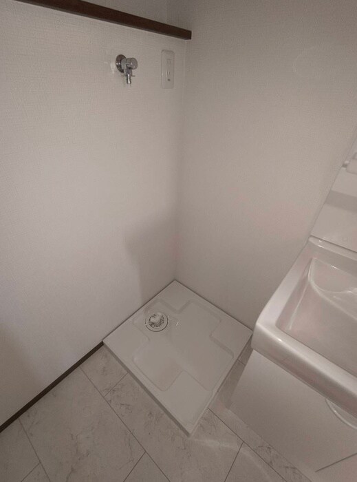 メトロコート六丁の目の物件内観写真