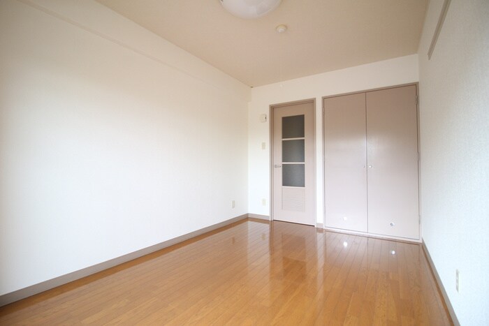 ハイツ河原町の物件内観写真