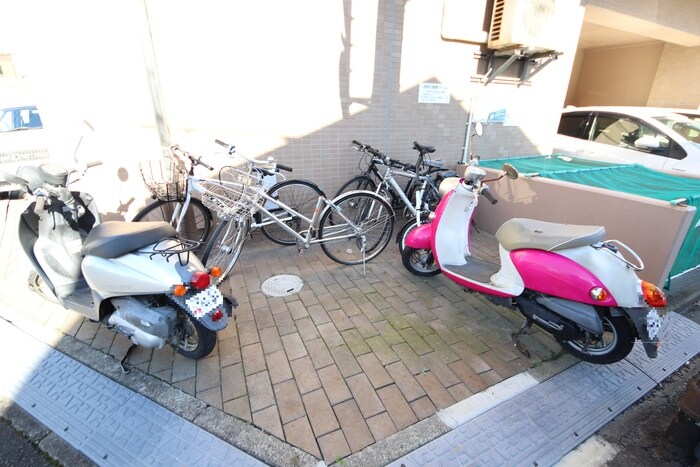 ハイツ河原町の物件外観写真