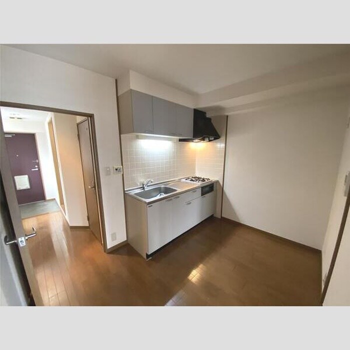 トロワフレールの物件内観写真