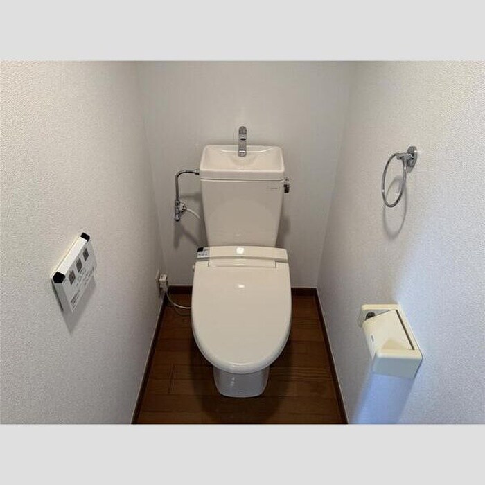 トロワフレールの物件内観写真