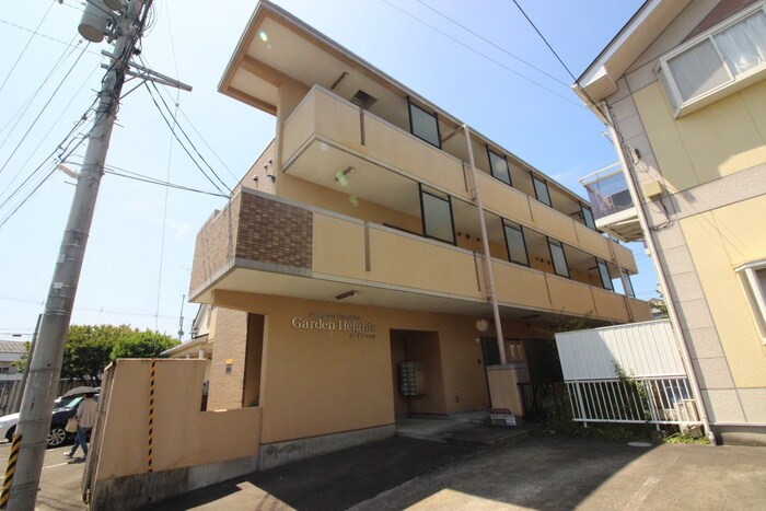 ガーデンハイツの物件外観写真