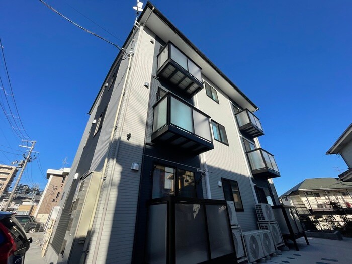 HANARISEの物件外観写真