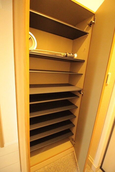 ザ・リバティⅦの物件内観写真