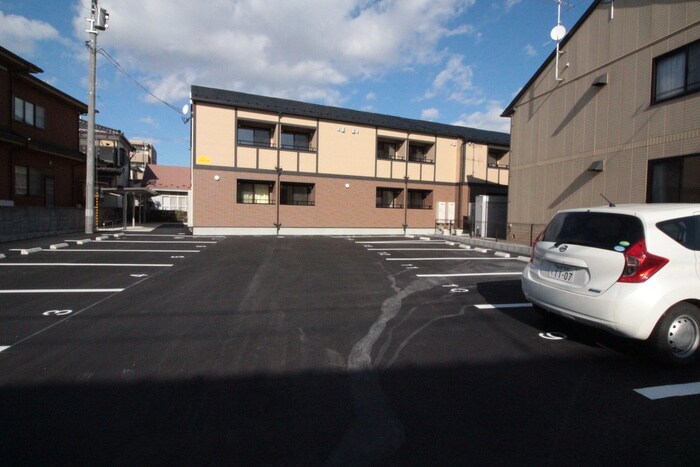 ザ・リバティⅦの物件外観写真