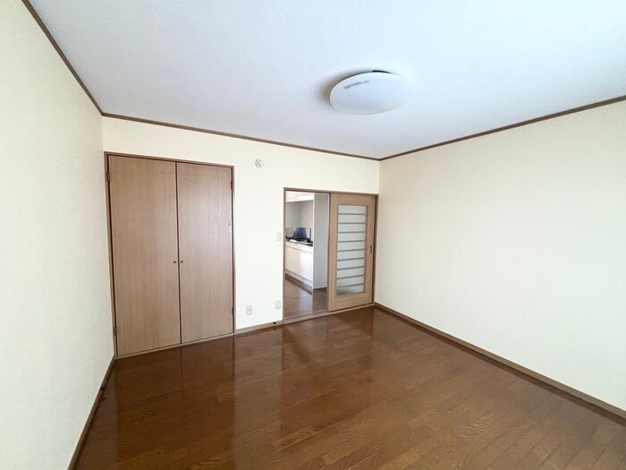 鎮守荘の物件内観写真