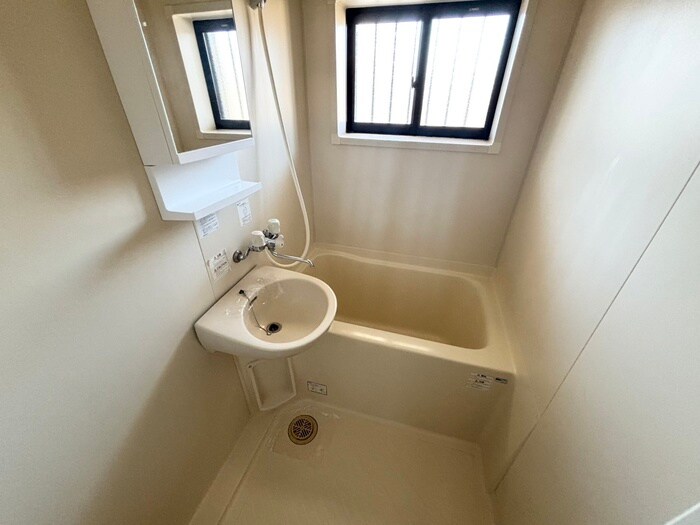 鎮守荘の物件内観写真