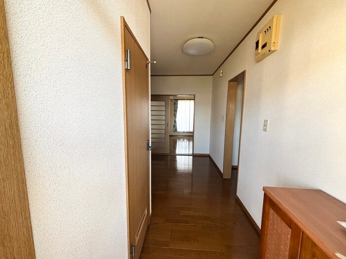 鎮守荘の物件内観写真