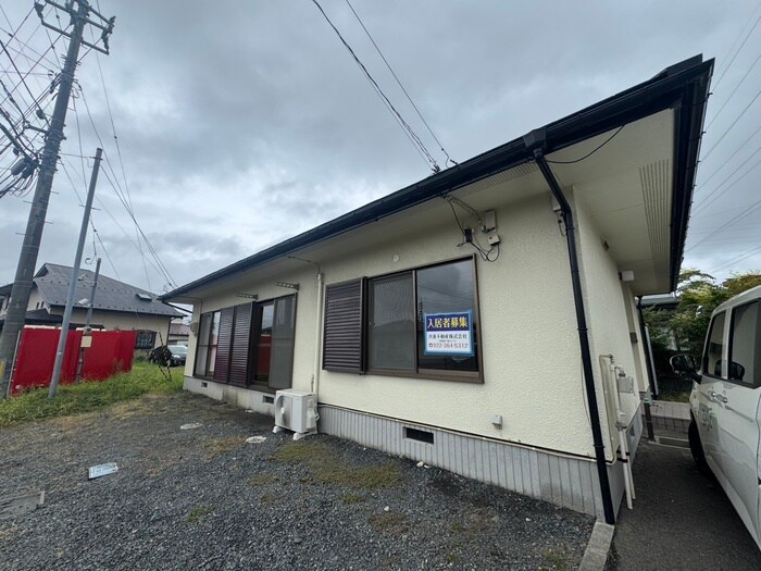 阿部パークビレッジ1号棟の物件外観写真